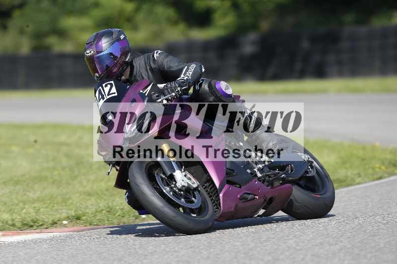 /44 09.08.2025 Plüss Moto Sport ADR/Freies Fahren/542